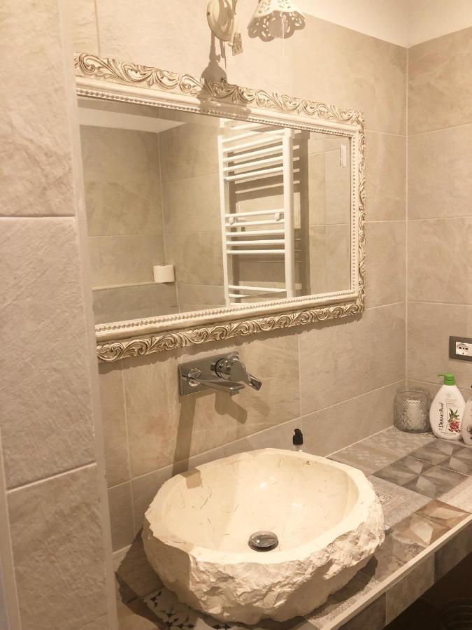 Bed and Breakfast La Rosa Bianca Роццано Экстерьер фото