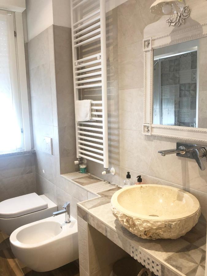Bed and Breakfast La Rosa Bianca Роццано Экстерьер фото